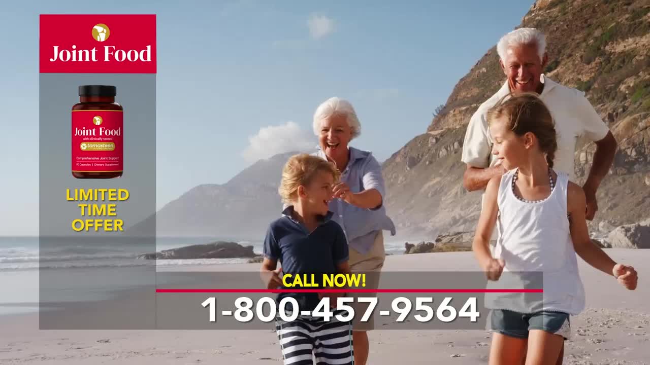 A family of four, plus two grandparents, are running toward the camera on a sandy beach. The older couple is smiling, while the children are laughing, and the advertisement for "Joint Food" is in the corner.
