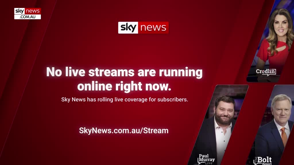 The screen displays "No live streams are running online right now." Sky News.com.au/Stream is presented below this message.
