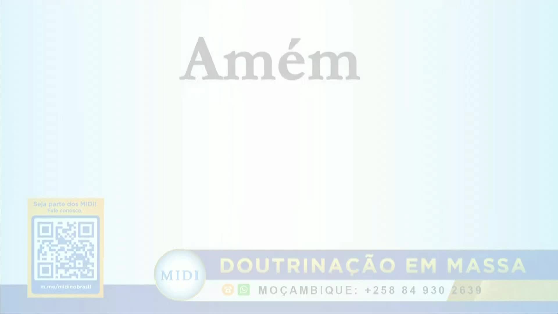 A large, gray "Amém" floats at the top of the screen. Below, the words "Doutrinação em Massa" and a QR code are visible.
