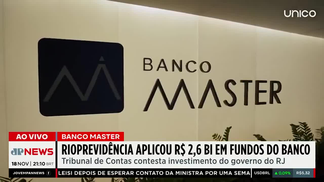 The Banco Master logo is visible, and below it, Jovem Pan News reports on RioPrevidência's investment of R$2.6 billion. The news is live, and the Tribunal de Contas is contesting the government's investment.
