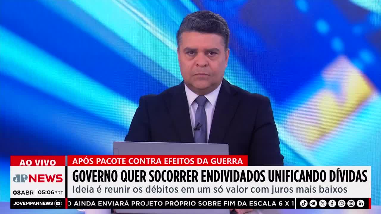 A news anchor looks directly at the camera, his brow furrowed. Below him, a banner in Portuguese announces that the government plans to help indebted citizens by consolidating their debts.