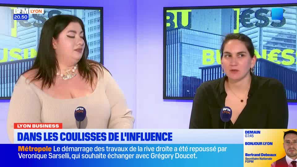 Two women are seated at a desk, with microphones in front of them. A screen behind them displays the BFM Lyon logo and graphics.