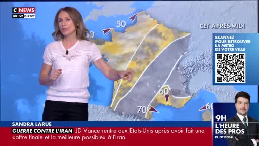 A woman stands before a weather map of France, gesturing towards a band of yellow and grey indicating wind. Below, a news ticker scrolls with headlines from CNews. A woman stands before a weather map of France, gesturing towards a band of yellow and grey indicating wind. Below, a news ticker scrolls with headlines from CNews.