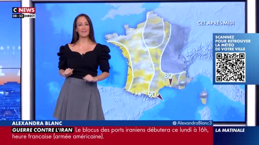 A woman in a black top and grey skirt stands on a CNews set, gesturing towards a weather map of France. The map displays isobars and temperature readings, indicating a forecast for the afternoon. A woman in a black top and grey skirt stands on a CNews set, gesturing towards a weather map of France. The map displays isobars and temperature readings, indicating a forecast for the afternoon.