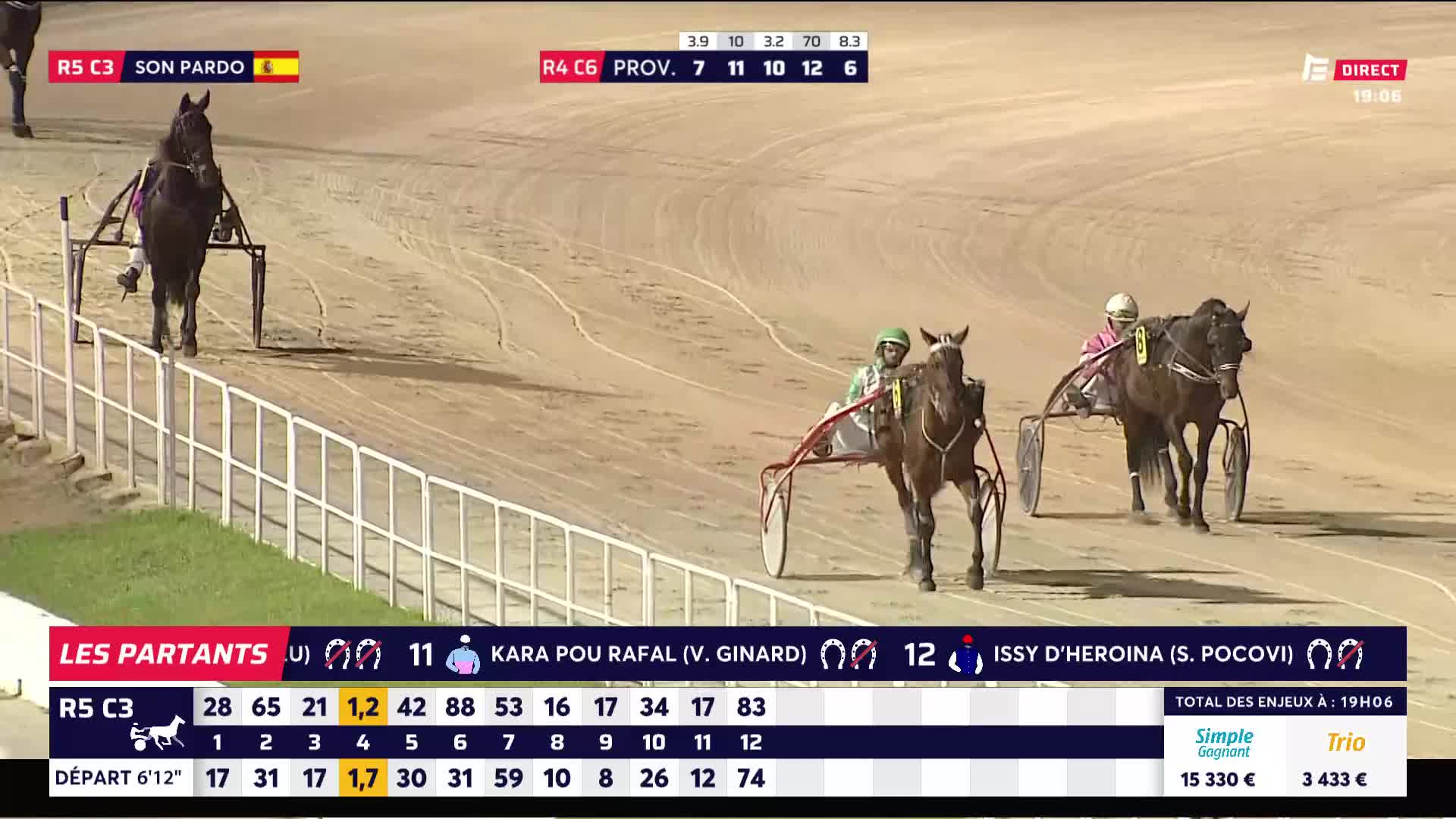 Three trotters, each pulling a sulky, are in motion on the track, with the lead horse in the center. The Equidia broadcast is showing the race details, including the names and numbers of the horses.
