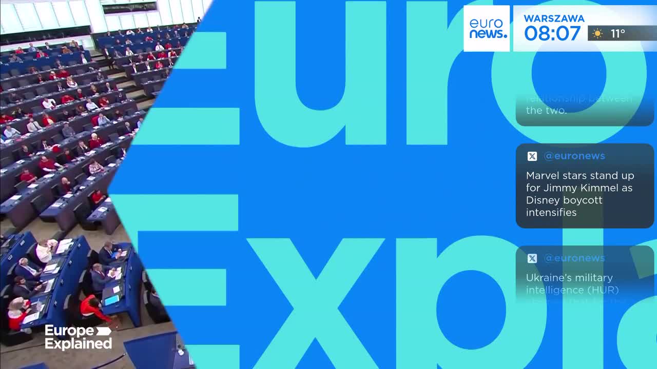 A live broadcast from Euronews in Warsaw shows a large assembly hall, likely in France, with people seated at desks. Headlines scroll across the screen, including news about Marvel stars and Ukraine's military.
