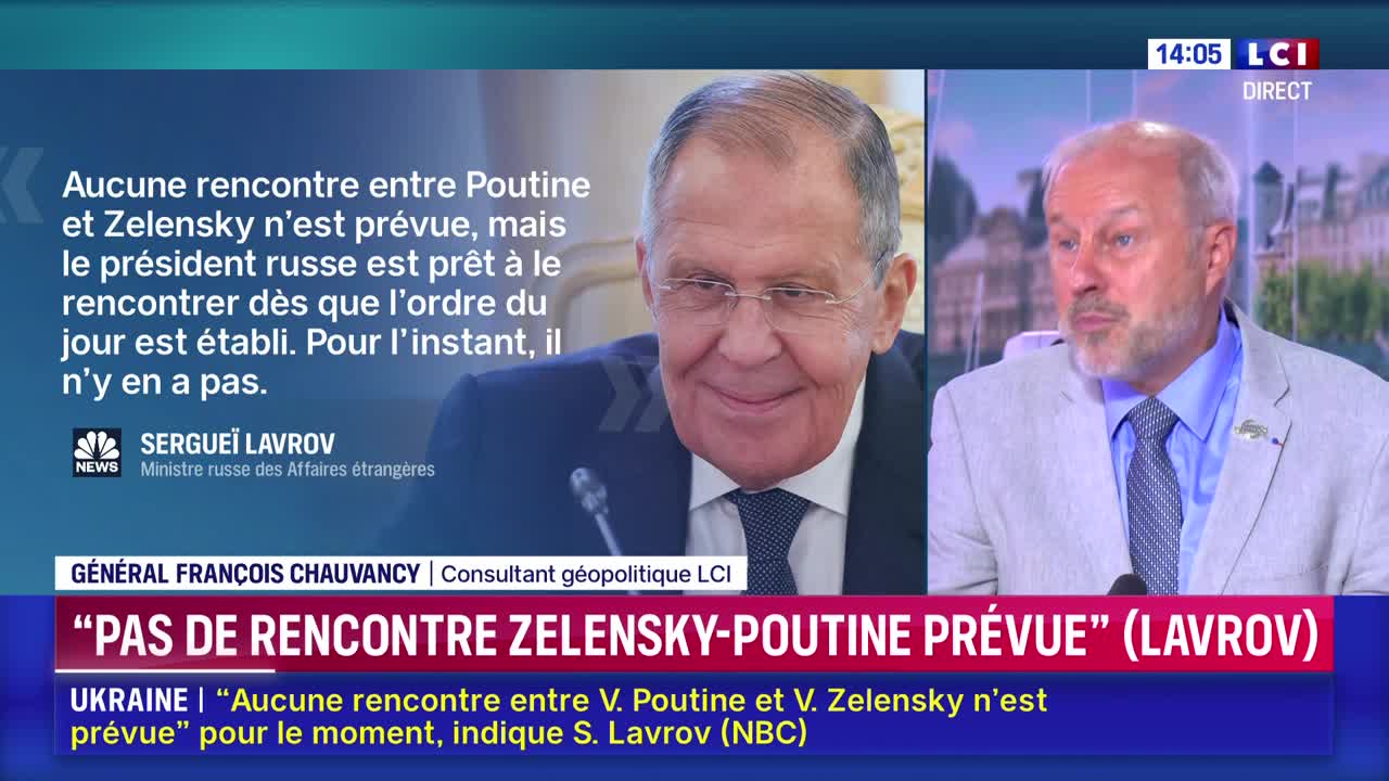 A man in a light blazer and tie is speaking on LCI, his face serious. Behind him, a graphic displays a quote about a meeting between Putin and Zelensky.
