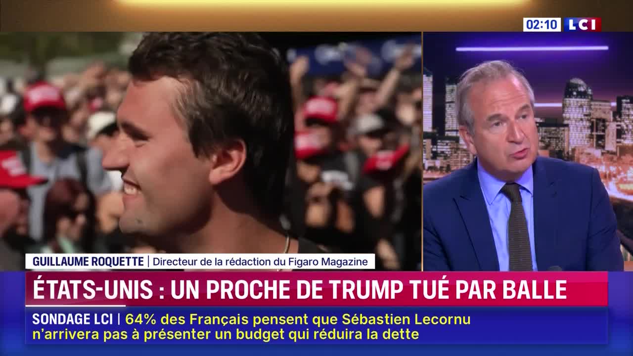 On the left, a young man smiles, his face lit by sunlight, while a crowd with red hats is blurred in the background. Across the screen, a man in a suit speaks earnestly, framed by the LCI logo and a headline about the United States.
