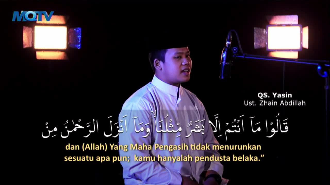 A man in a white shirt speaks into a microphone, his words accompanied by Arabic script and Indonesian translation on the screen. The MQTV logo is visible in the top left corner.

