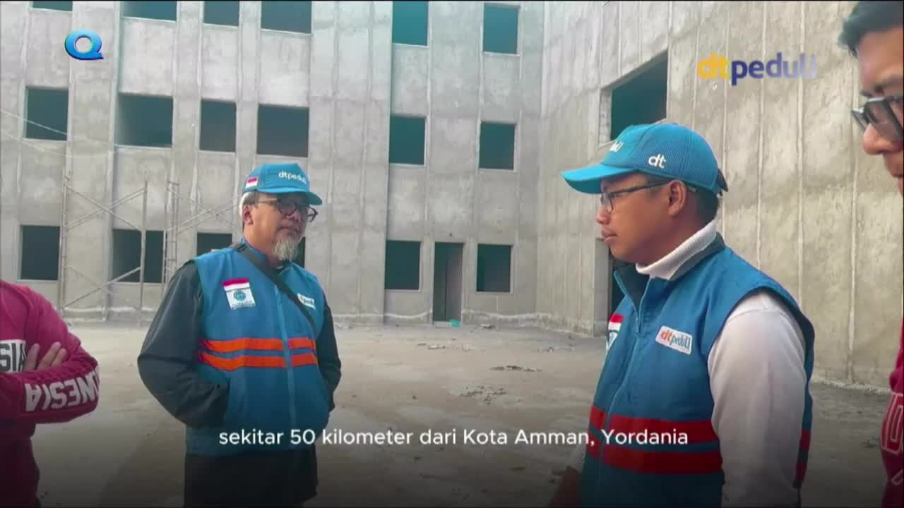 Three men in blue vests and caps stand in front of a large, unfinished concrete building. The MQTV logo is visible in the corner, and the caption mentions a location in Jordan.
