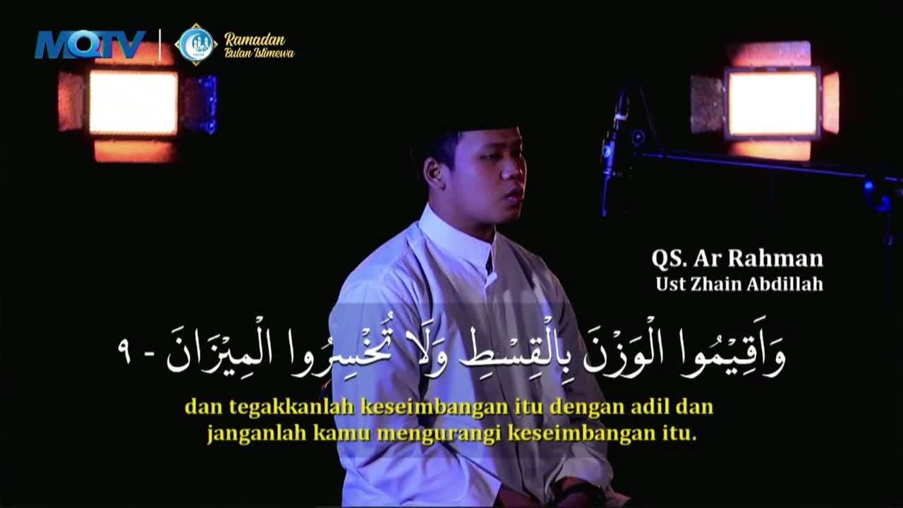 A young man in a white shirt and peci recites verses from the Quran, his eyes closed in concentration. The text on screen, in Arabic and Indonesian, displays a verse from Surah Ar Rahman, spoken by Ust. Zhain Abdillah.