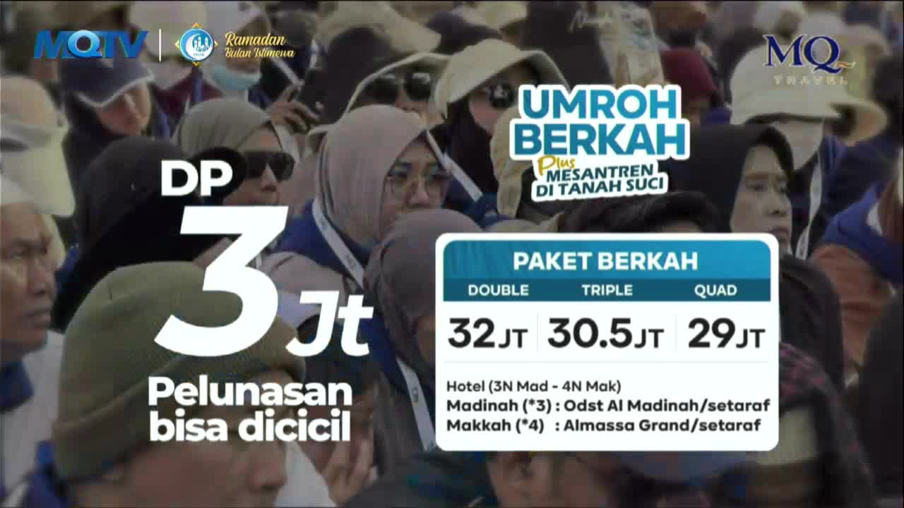 A crowd of people, many wearing headscarves and hats, are gathered, their faces turned towards the camera. Overlaid on the scene, a graphic displays "DP 3 Jt" and "Pelunasan bisa dicicil," indicating a down payment and installment options for a trip.