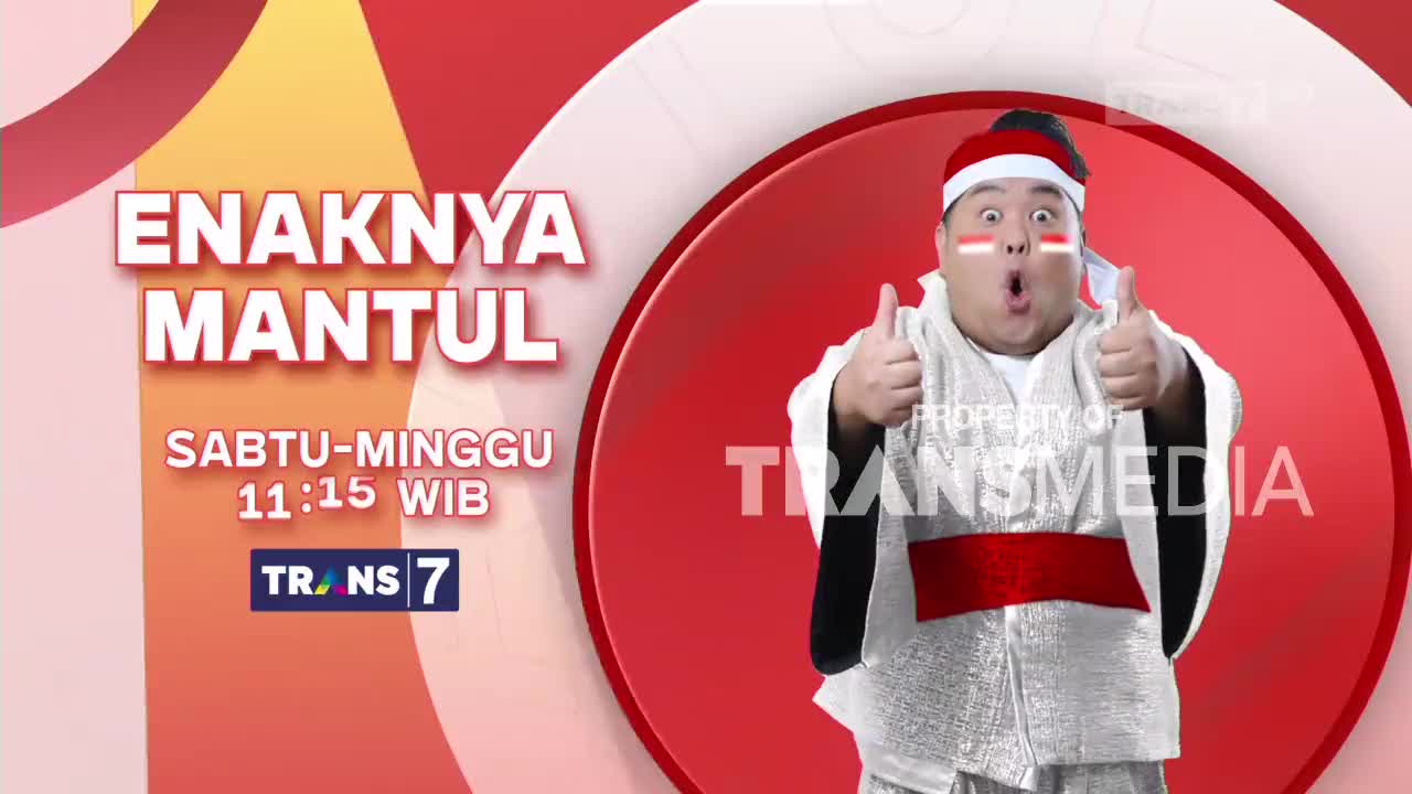 A man with a shocked expression and thumbs up is positioned against a red and white backdrop, likely for a show on Indonesian television. The Trans7 logo and show title are visible, along with the time slot.
