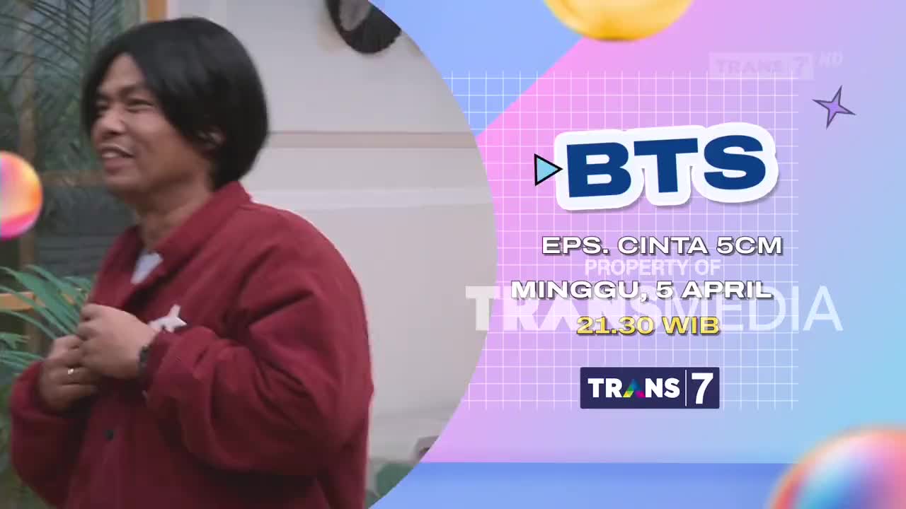 A man in a maroon jacket smiles and adjusts his collar. Behind him, graphics announce "BTS" and "Trans 7" for an episode airing on Sunday, April 5th at 21:30 WIB.