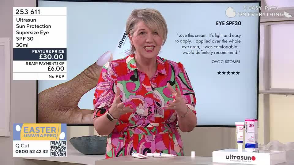 A woman in a vibrant dress gestures enthusiastically while discussing a skincare product. On a screen behind her, a customer review praises the "Ultrasun Eye SPF30" for its light texture and ease of application.