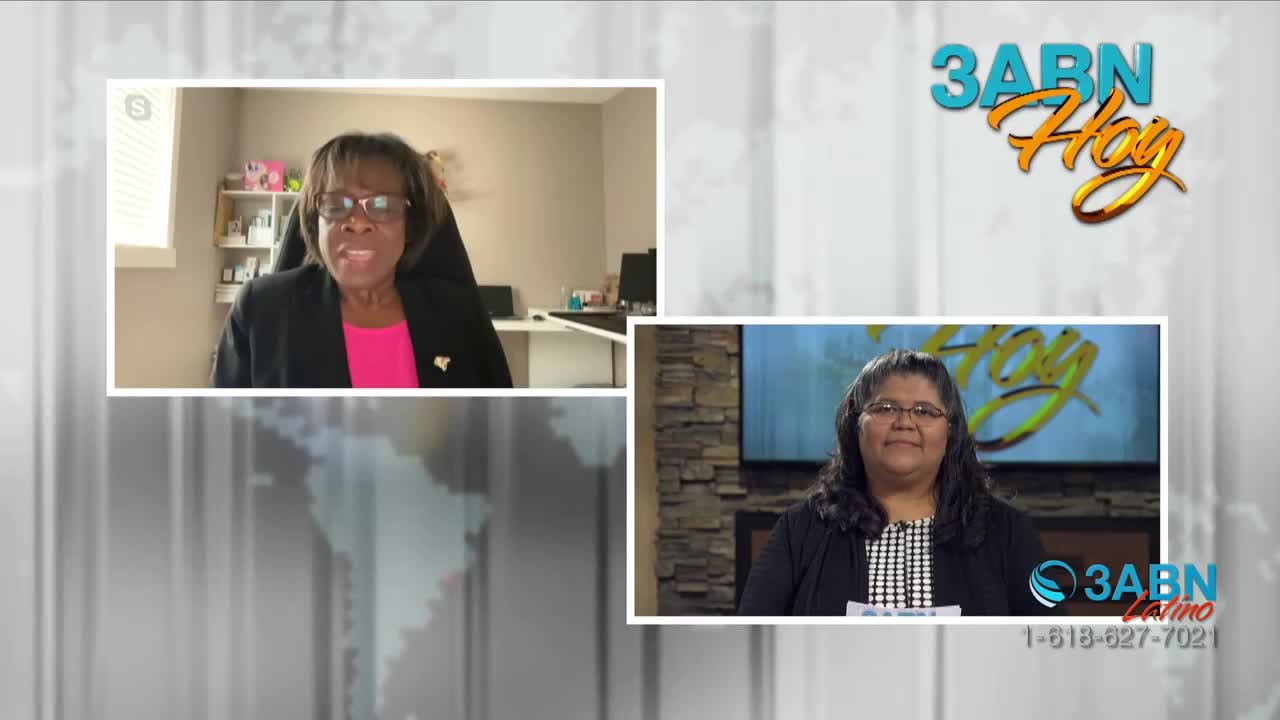 A woman speaks from her home office, her image split-screen with another woman on a television set. The 3ABN Latino logo appears in the corner.
