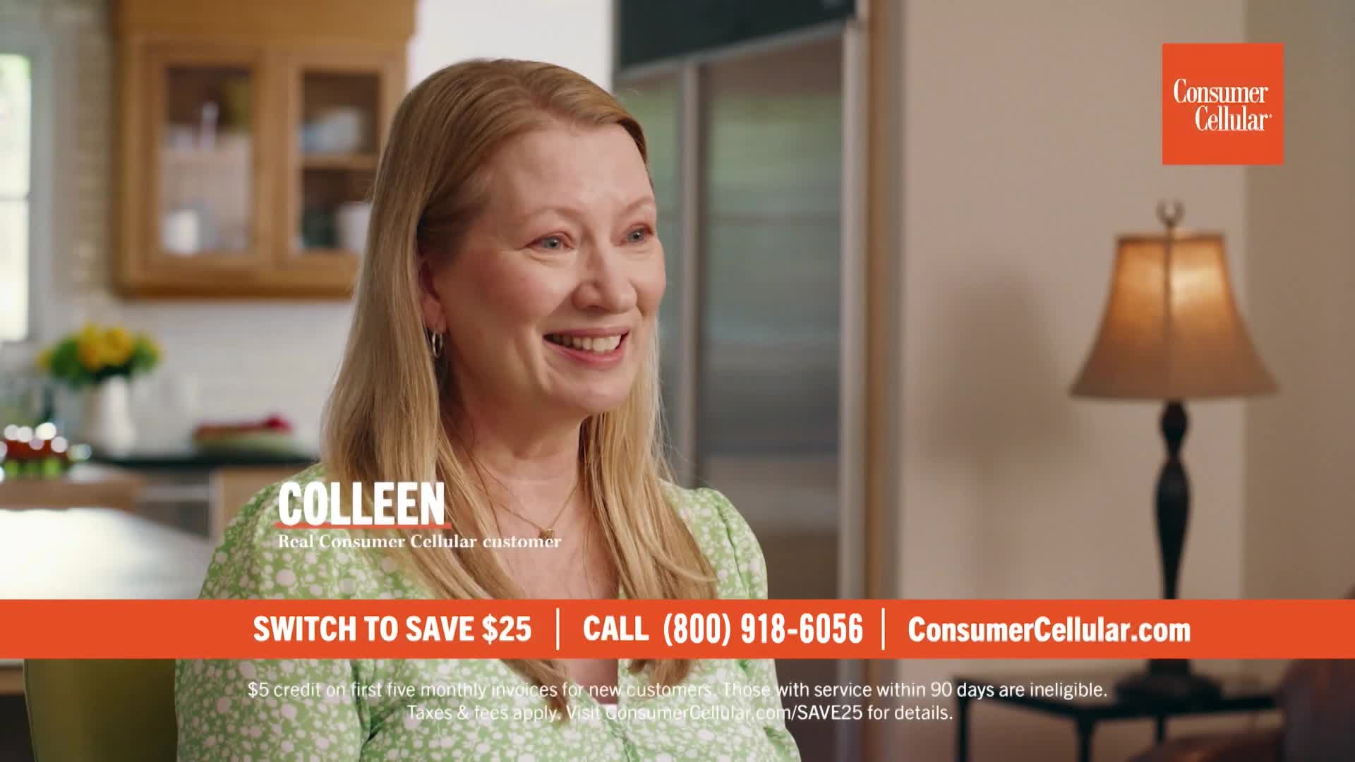 A woman named Colleen smiles warmly, speaking in front of a kitchen backdrop.  Below her, a Consumer Cellular ad flashes across the screen.
