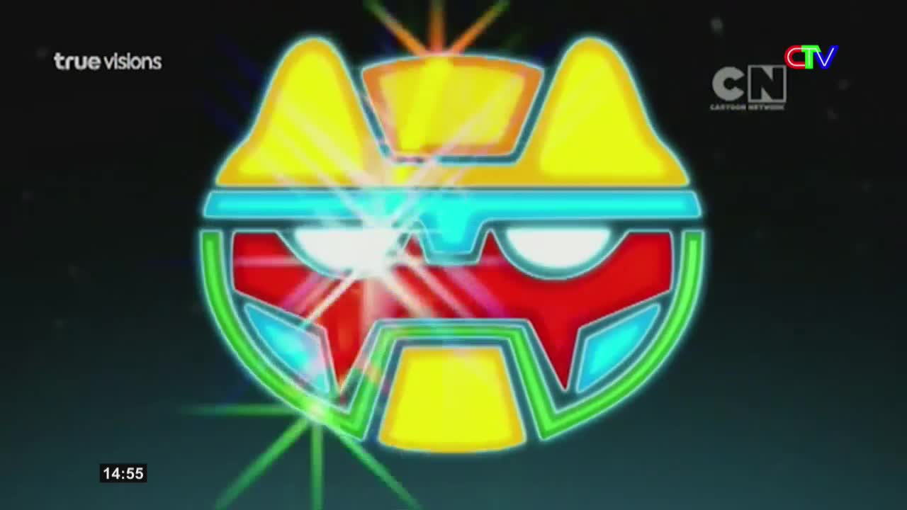 A brightly colored, geometric cat face pulses with light against a dark background. The Cartoon Network logo appears in the upper right corner, a familiar sight for viewers in Vietnam.